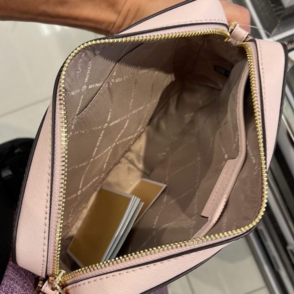 Michael Kors Jet Set Item Large East West Zip Crossbody Leather Powder Blush - Picture 10 of 16